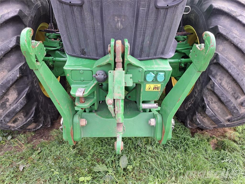 John Deere 7230R Traktorit