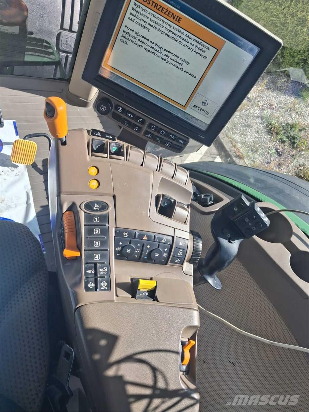 John Deere 7310R Трактори