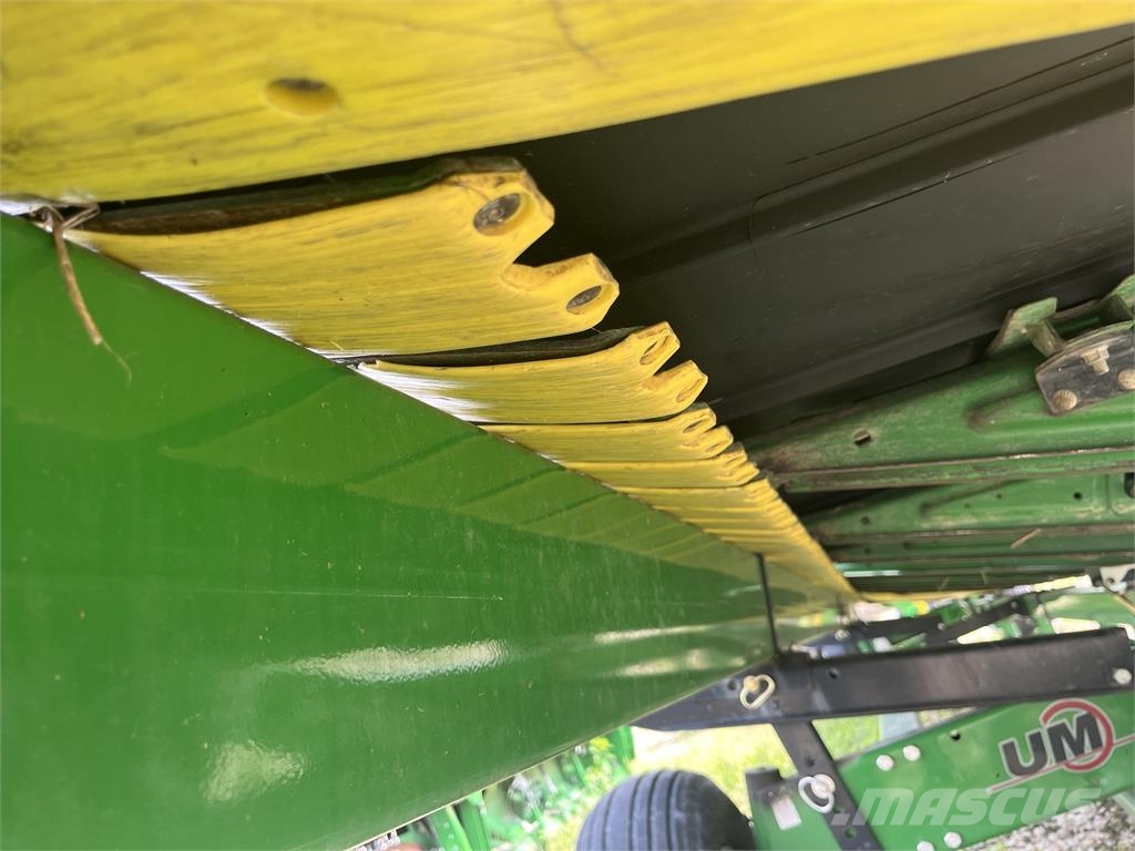 John Deere 745FD Combine harvester accessories