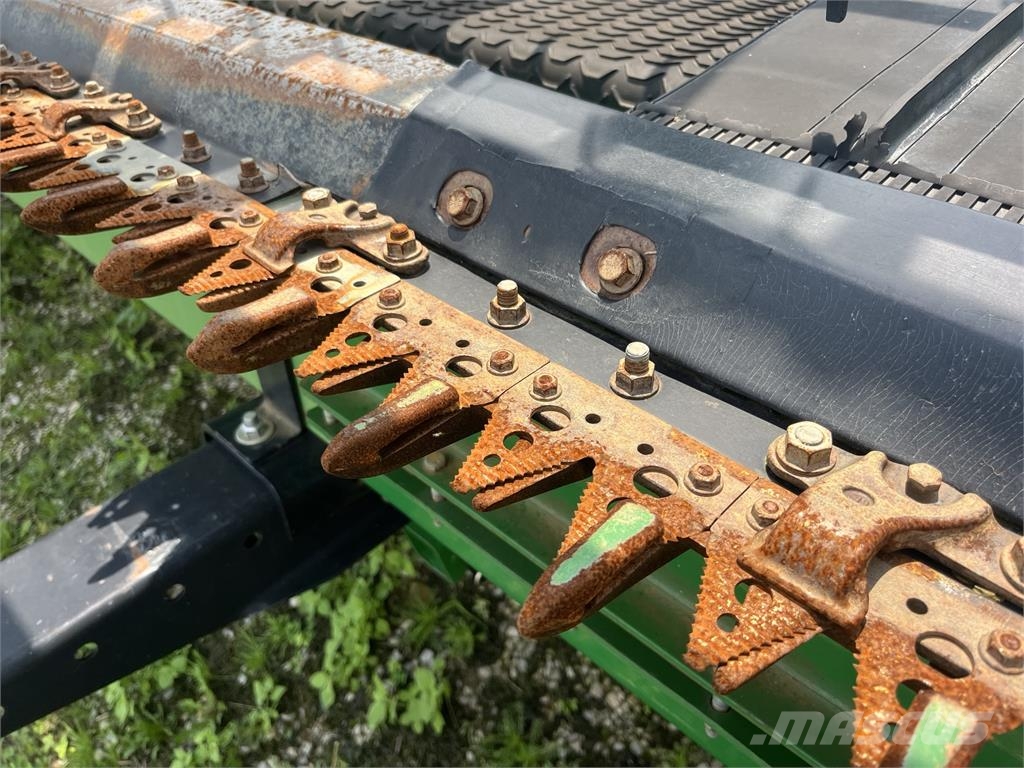 John Deere 745FD Combine harvester accessories