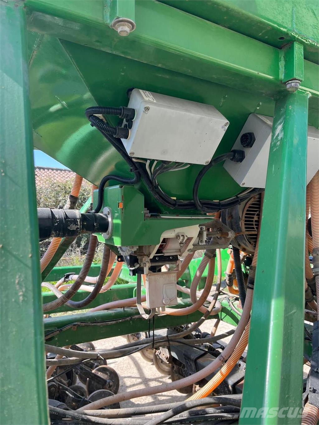 John Deere 750A Sejalnice