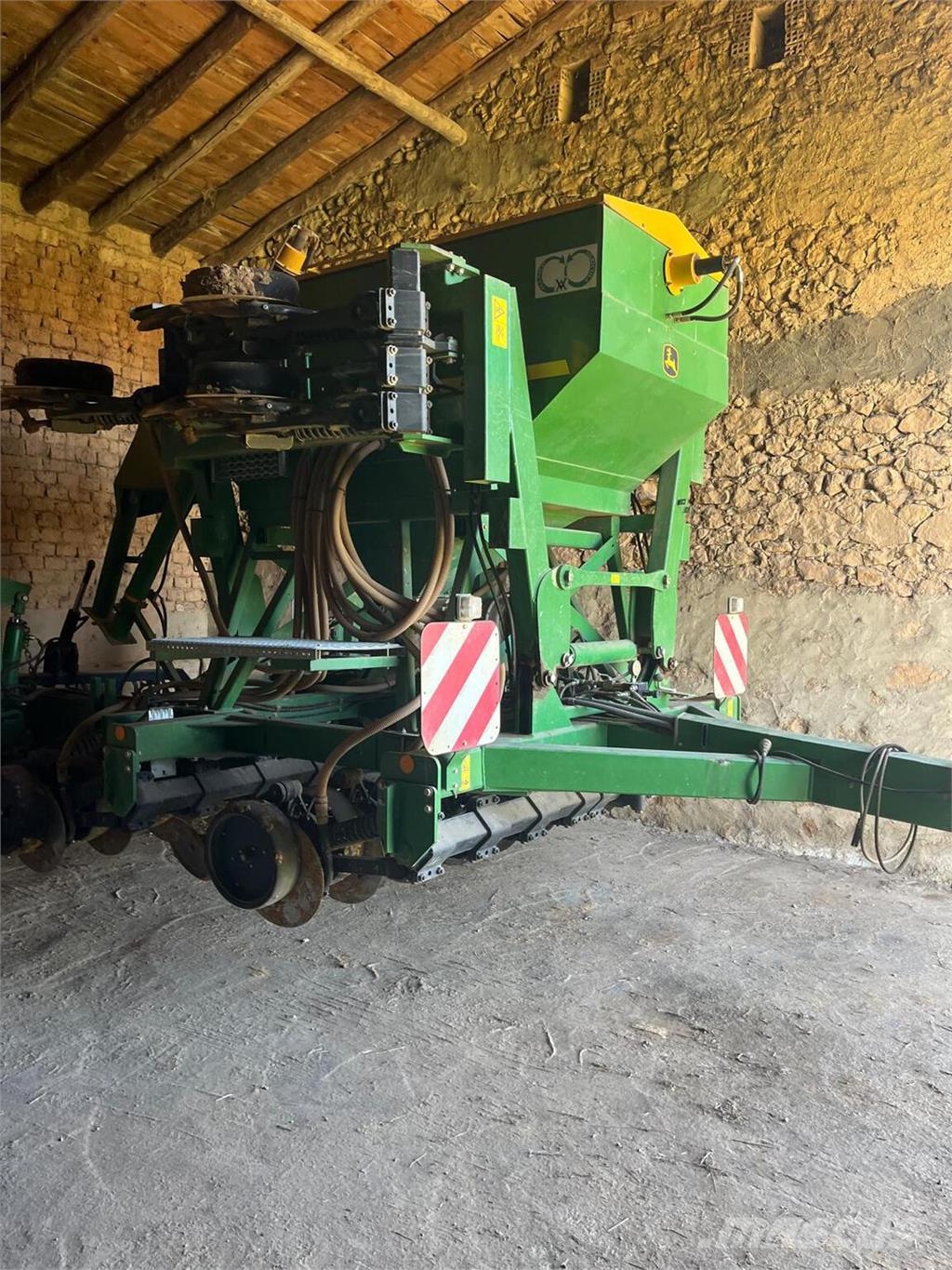 John Deere 750A Sijačice