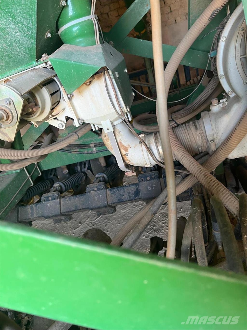 John Deere 750A Sijačice
