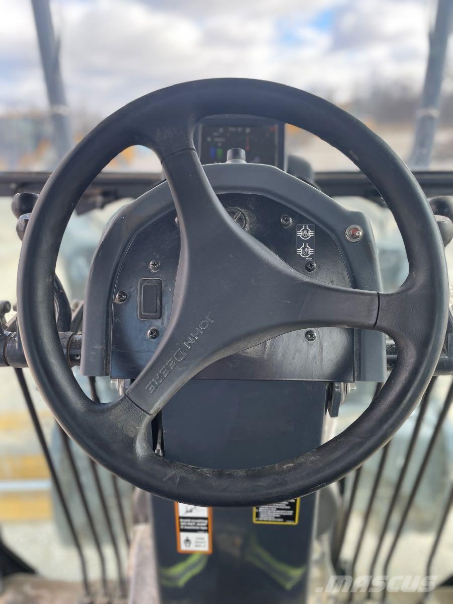 John Deere 770G Väghyvlar