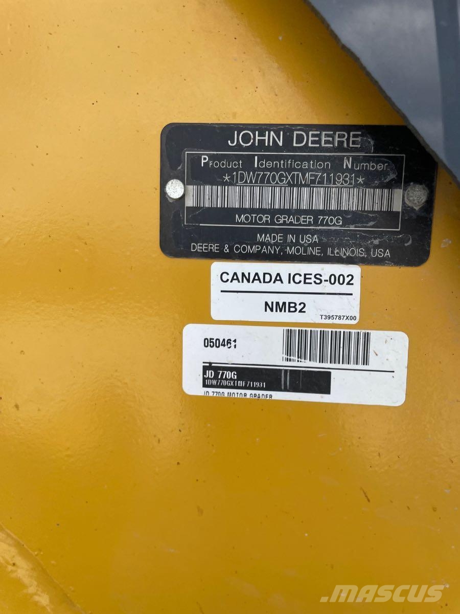 John Deere 770G Väghyvlar