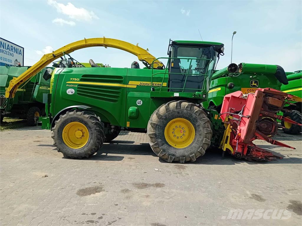 John Deere 7750 Forage harvesters