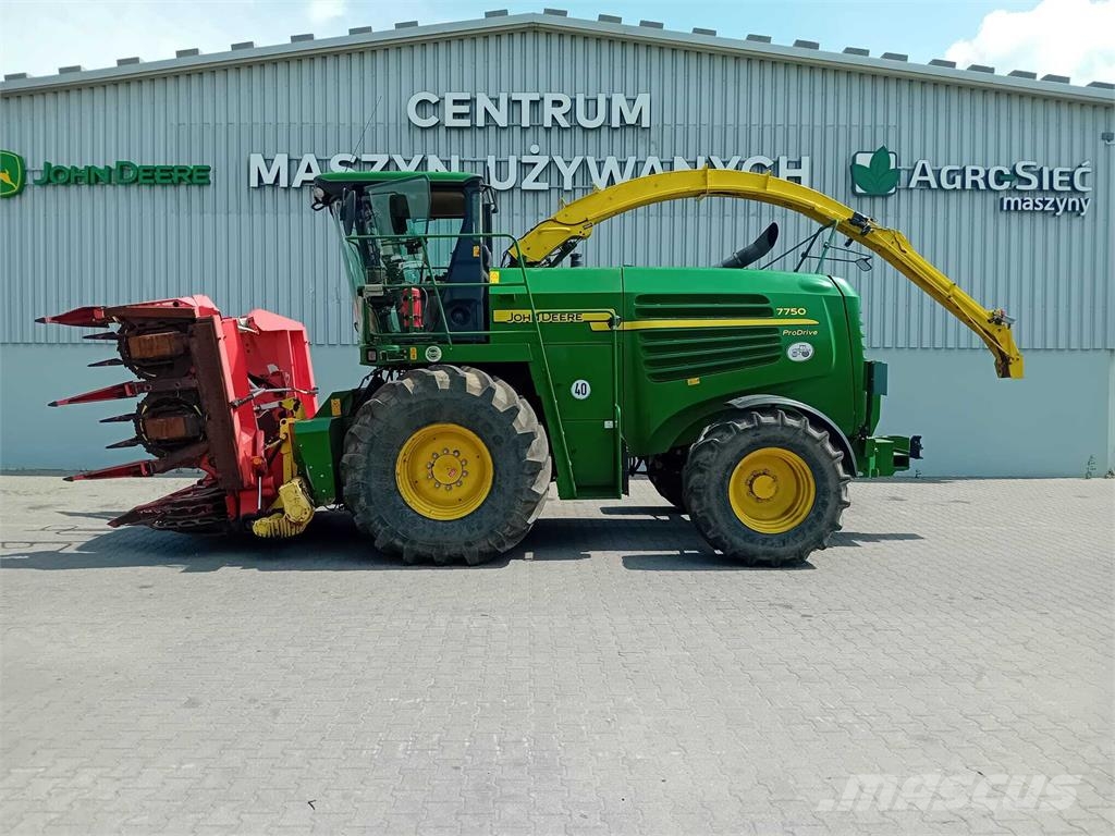 John Deere 7750 Forage harvesters