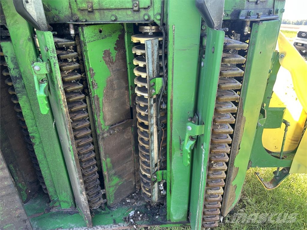 John Deere 7760 Otros equipos para cosecha