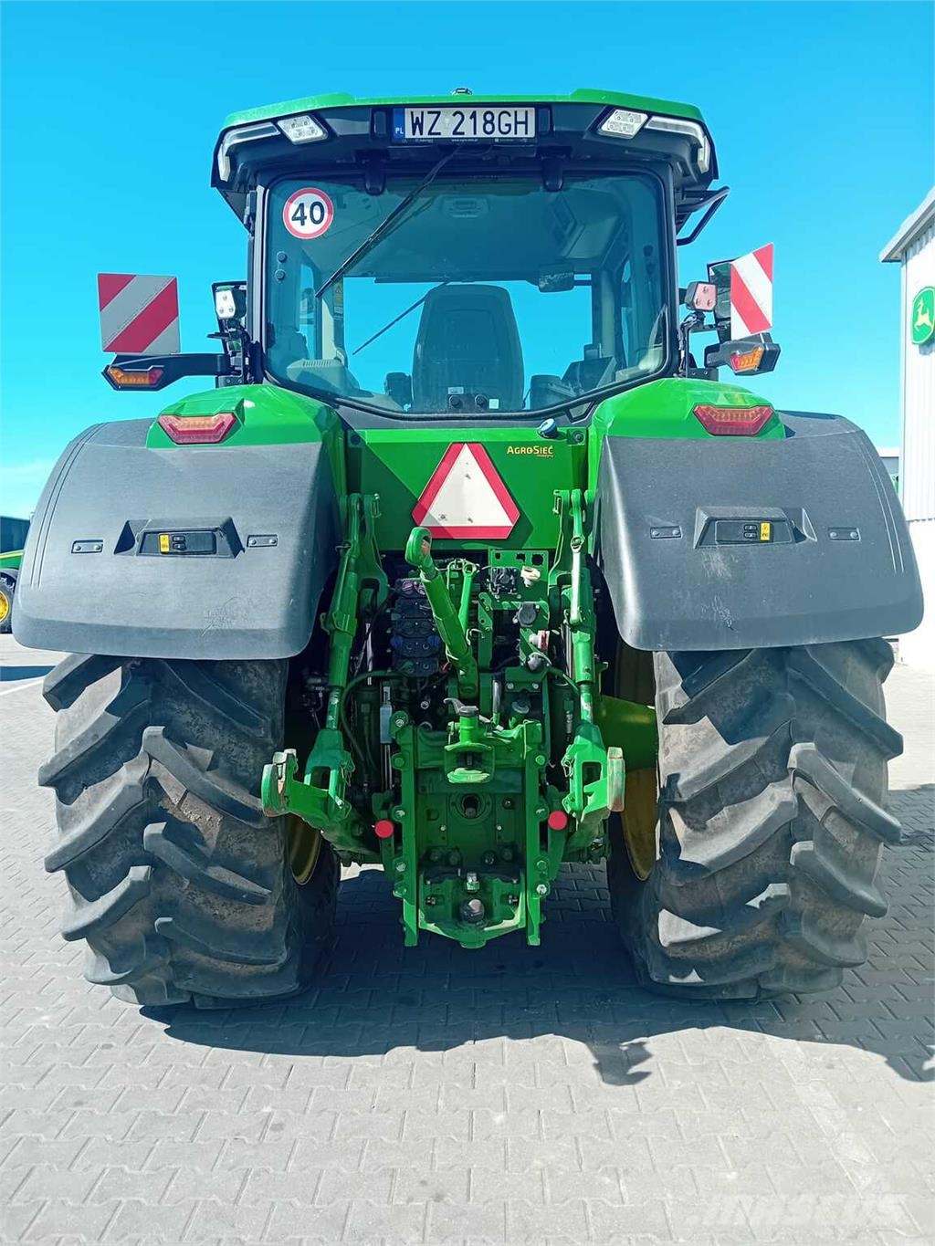 John Deere 7R 310 Трактора