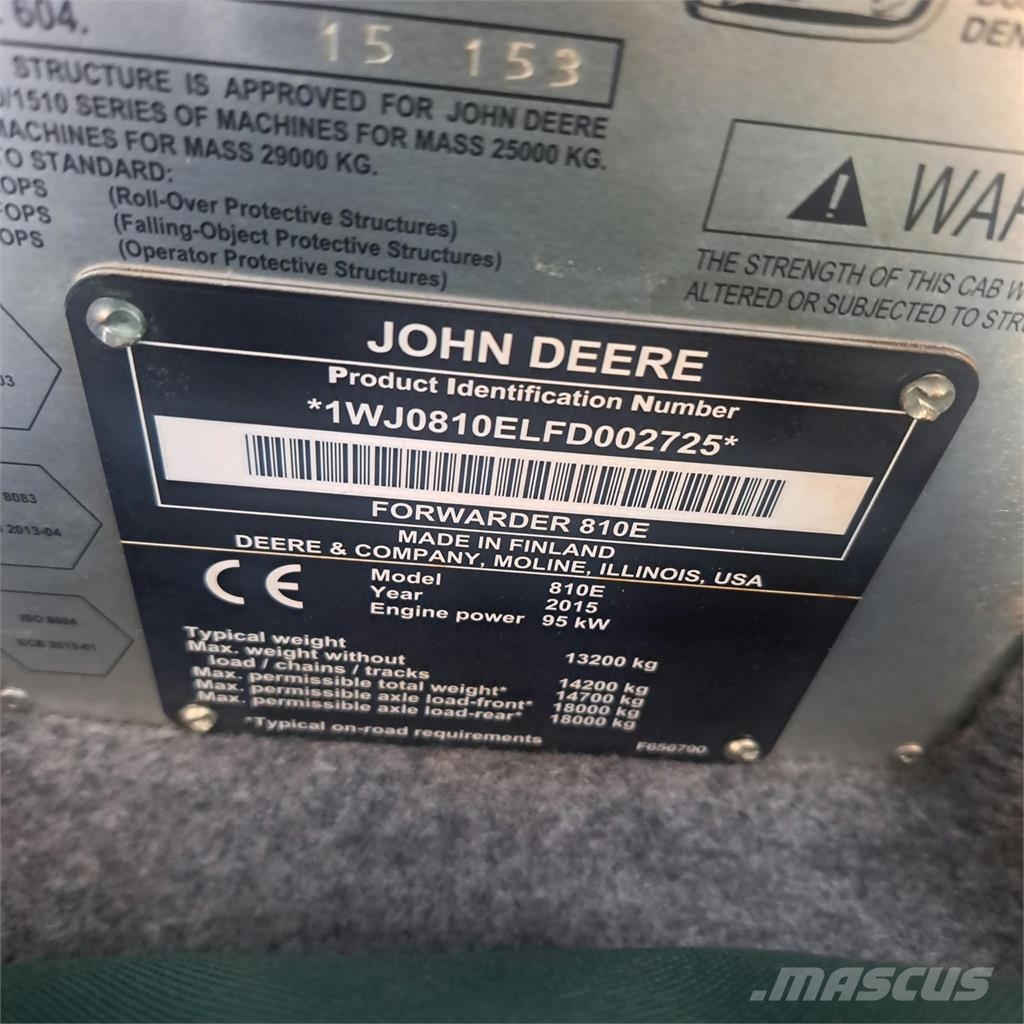 John Deere 810E Forwarders / Autocarregadores