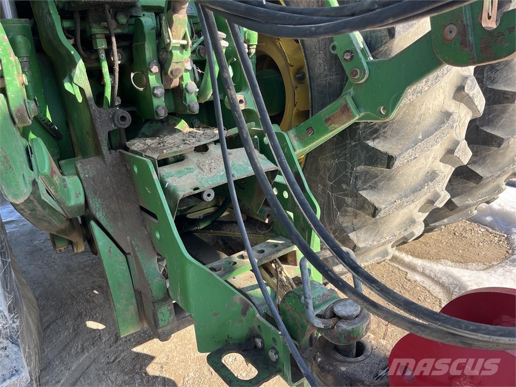 John Deere 8200 트랙터