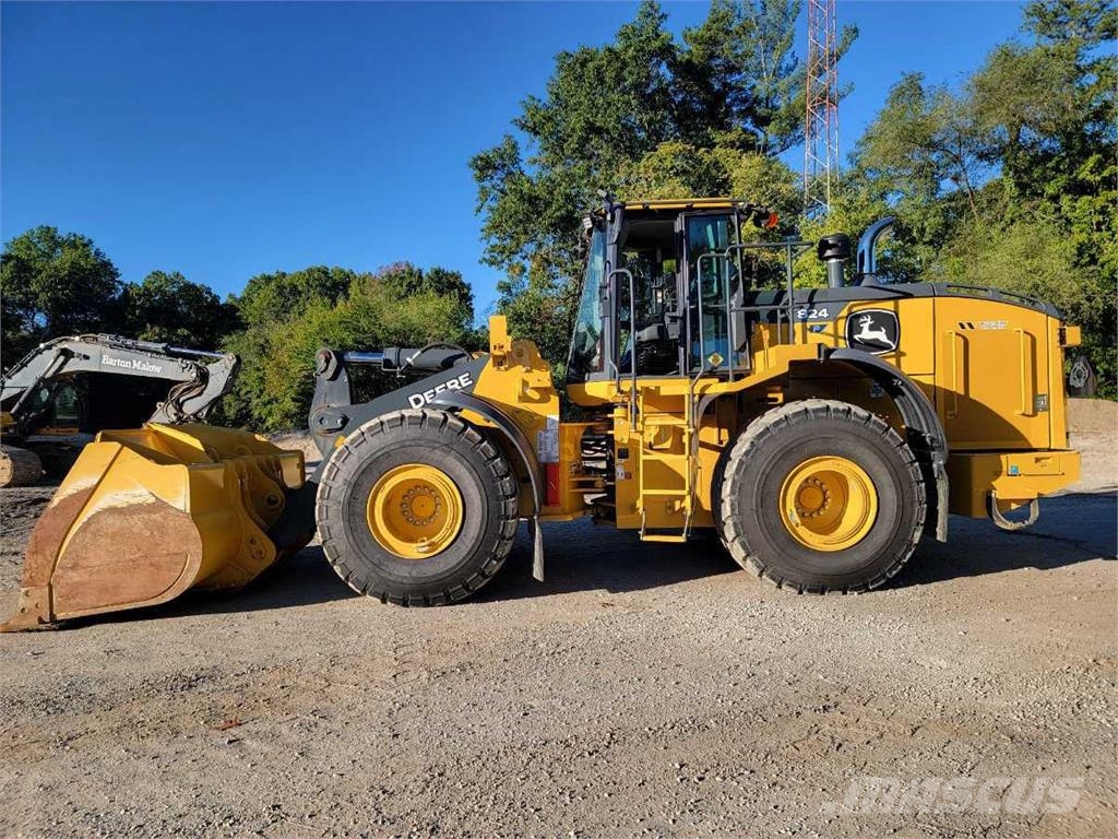 John Deere 824 P ホイールローダー・タイヤショベル