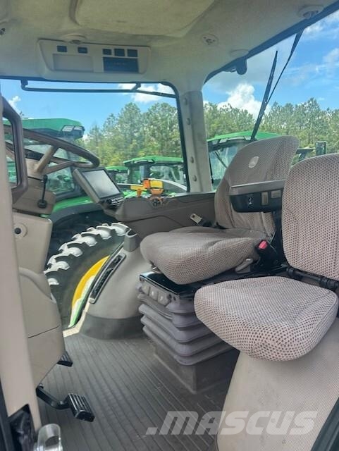 John Deere 8245R Трактори