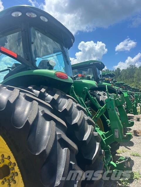 John Deere 8245R Трактори