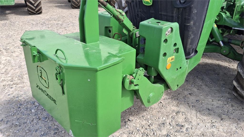 John Deere 8245R Трактора