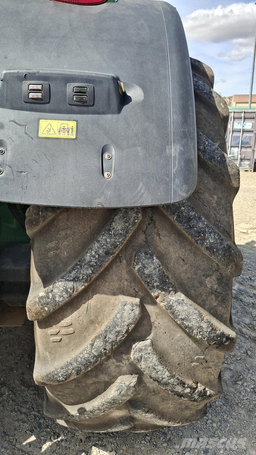 John Deere 8245R Трактора