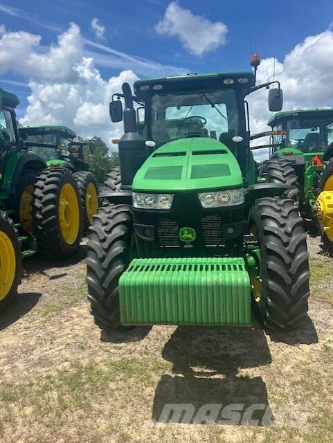 John Deere 8245R Трактори