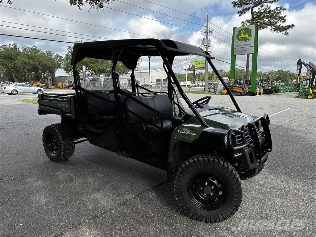John Deere 825M Pomoćni strojevi