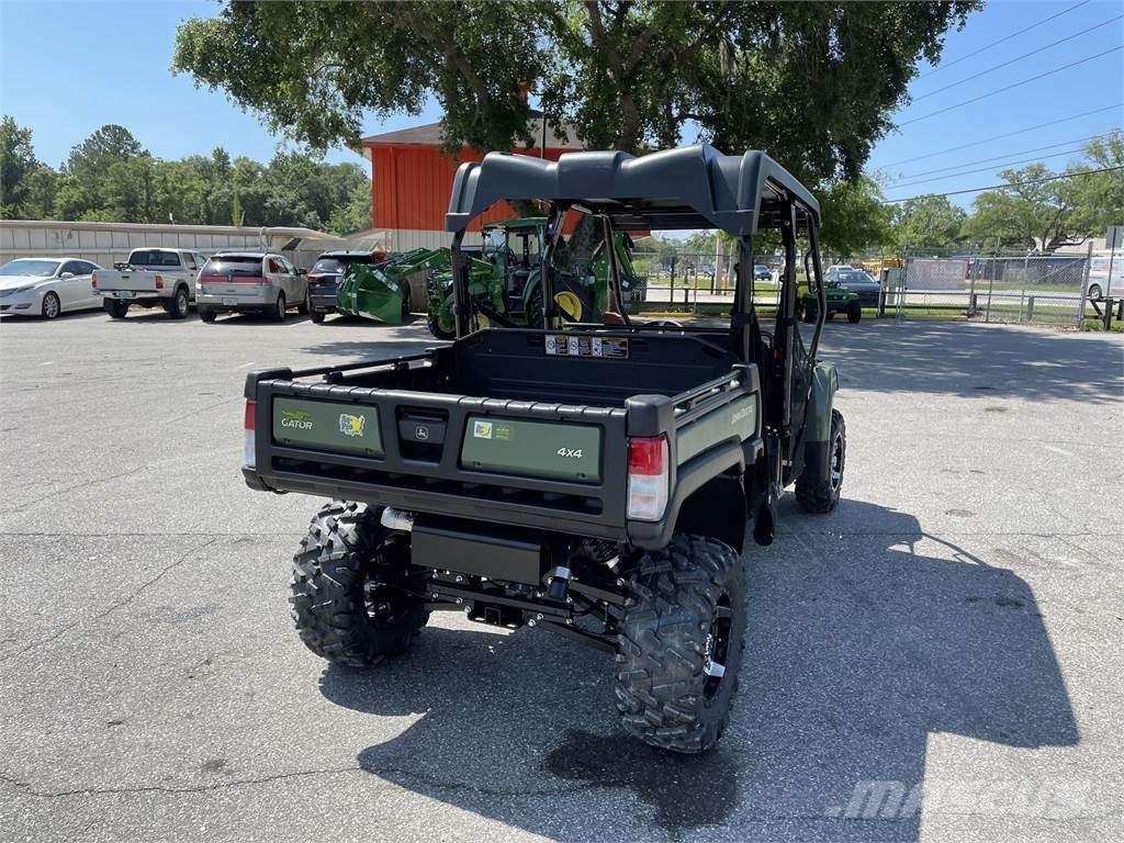 John Deere 825M S4 Pomoćni strojevi