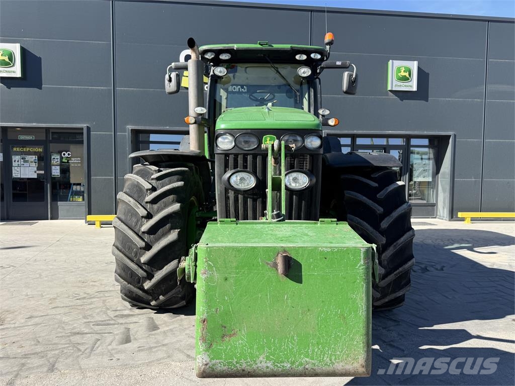 John Deere 8270R Tracteur