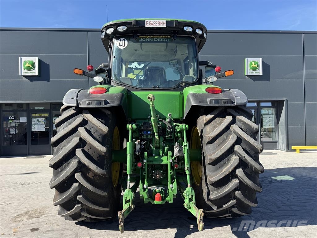 John Deere 8270R Tracteur