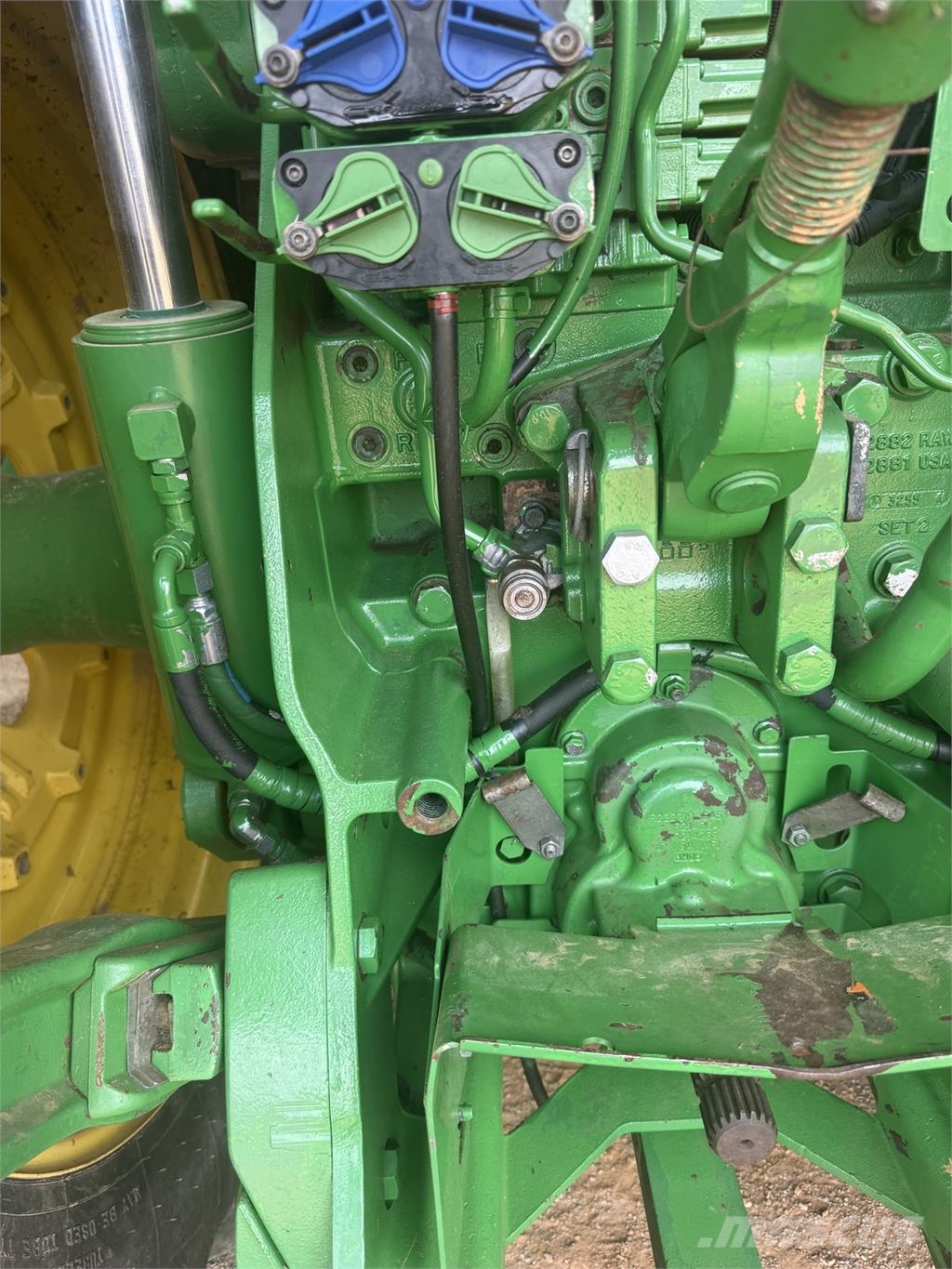 John Deere 8285R Tractors