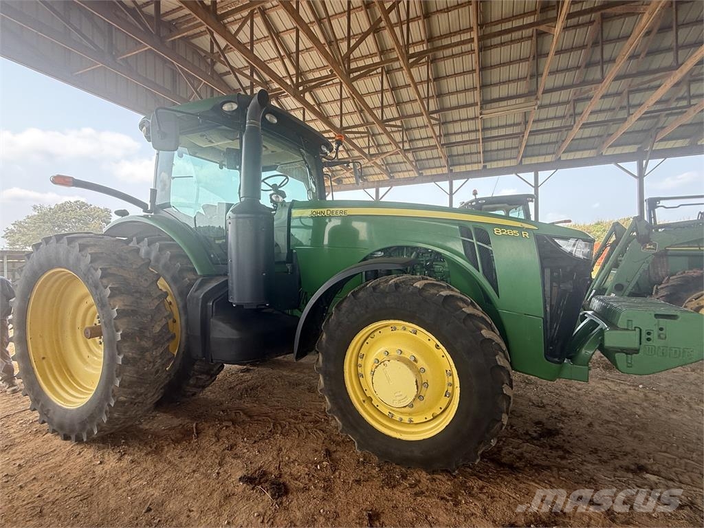 John Deere 8285R Tractors