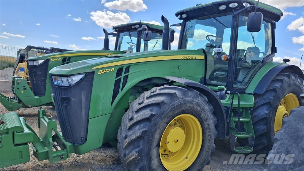 John Deere 8310R Traktori