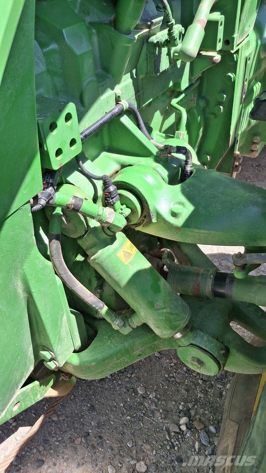 John Deere 8320R الجرارات