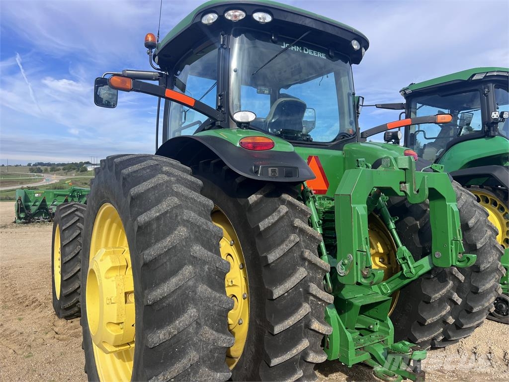 John Deere 8360R 拖拉机/农用车