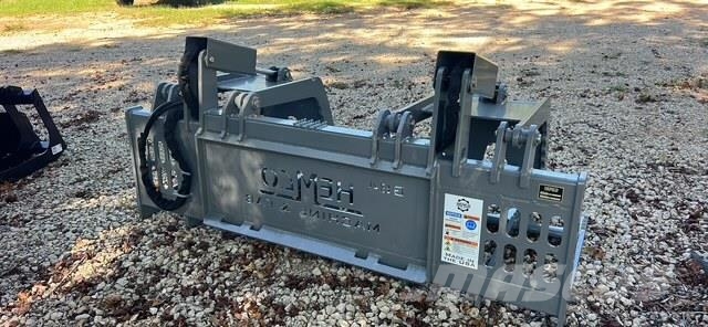 John Deere 84 SS Grapples