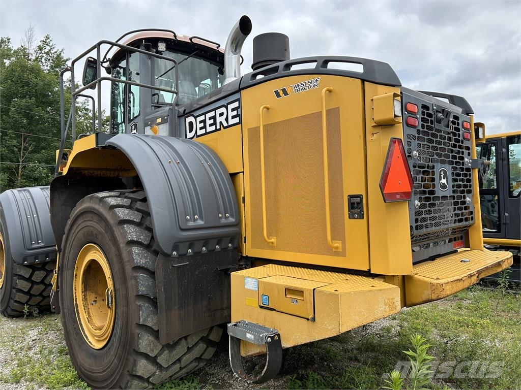 John Deere 844K-III AH Gumikerekes homlokrakodók