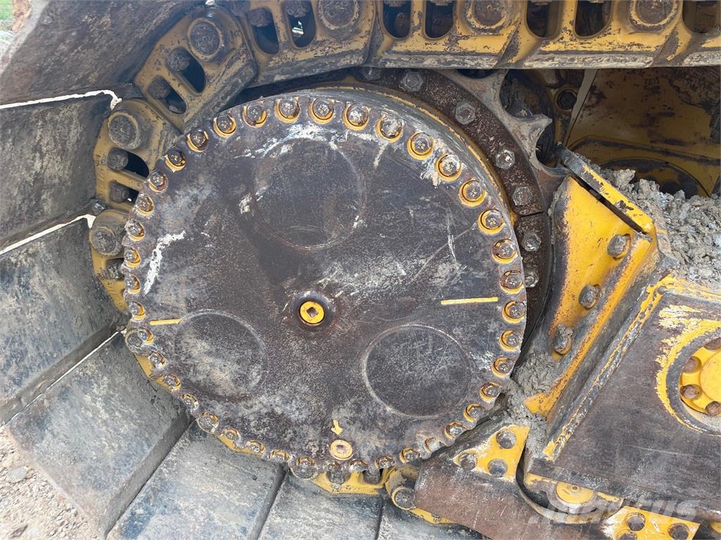 John Deere 850L Buldožeri guseničari
