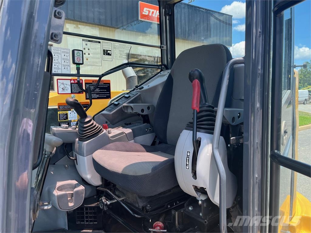 John Deere 85G Paletli ekskavatörler