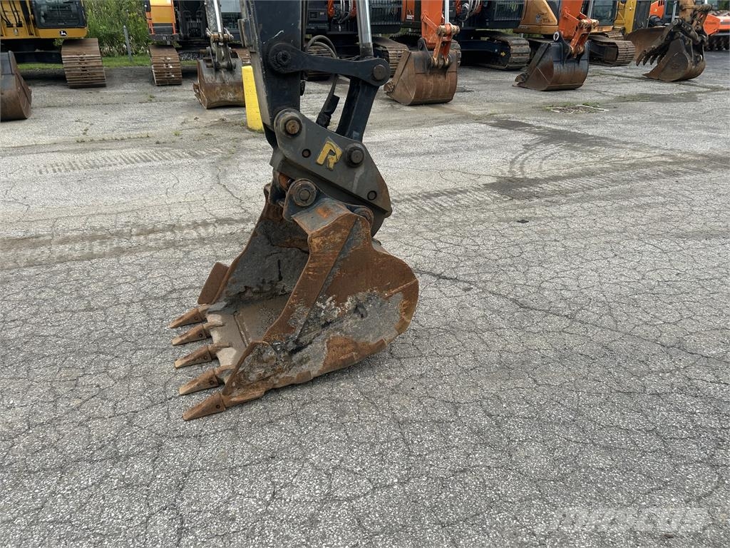 John Deere 85G Excavadoras sobre orugas