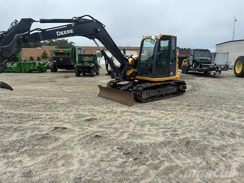 John Deere 85G Pásové rýpadlá