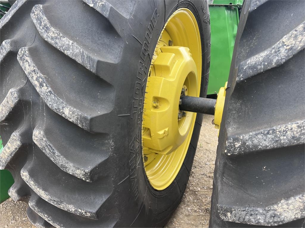 John Deere 8770 Tractors