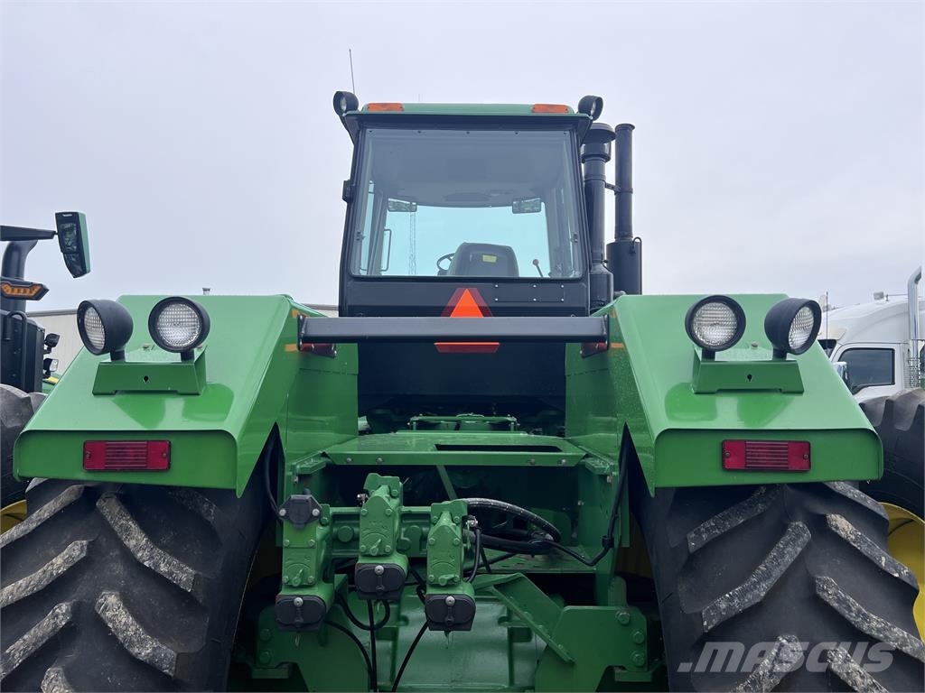 John Deere 8770 Tractors