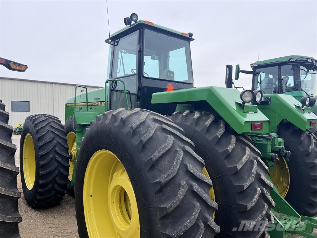 John Deere 8770 Tractors