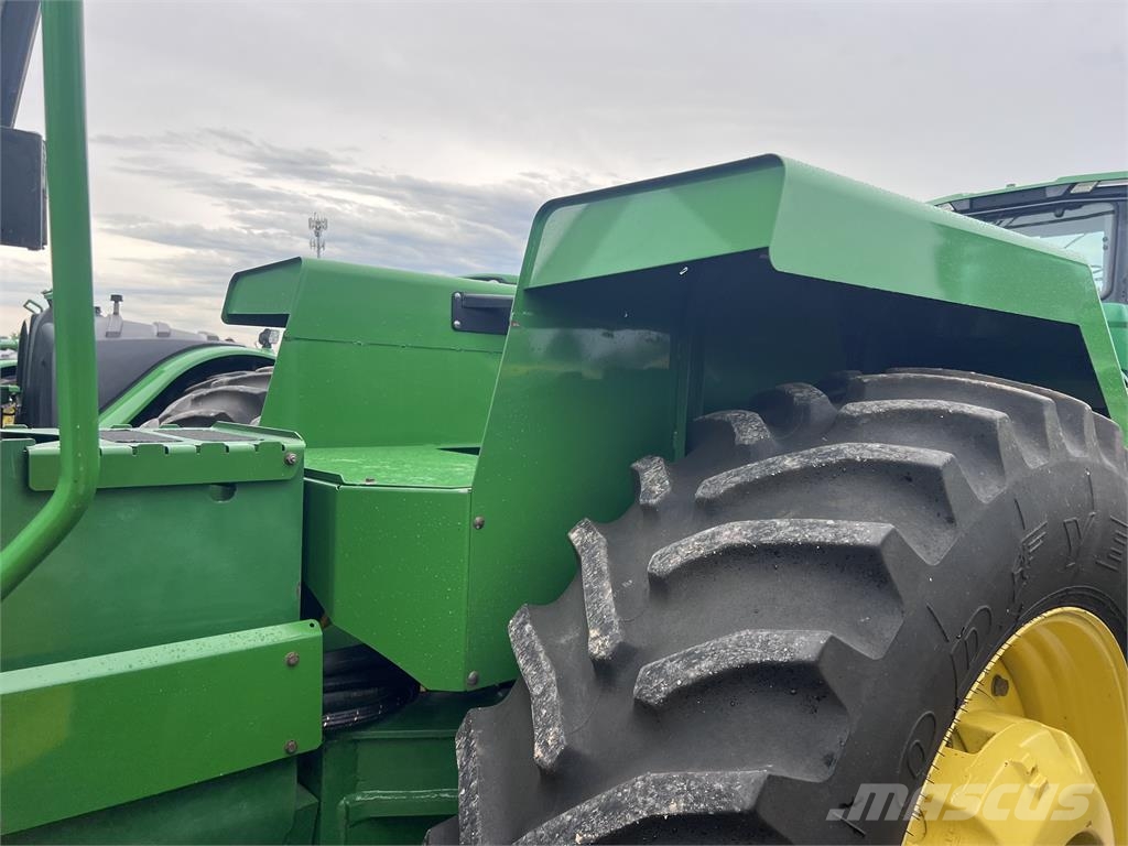 John Deere 8770 Tractors