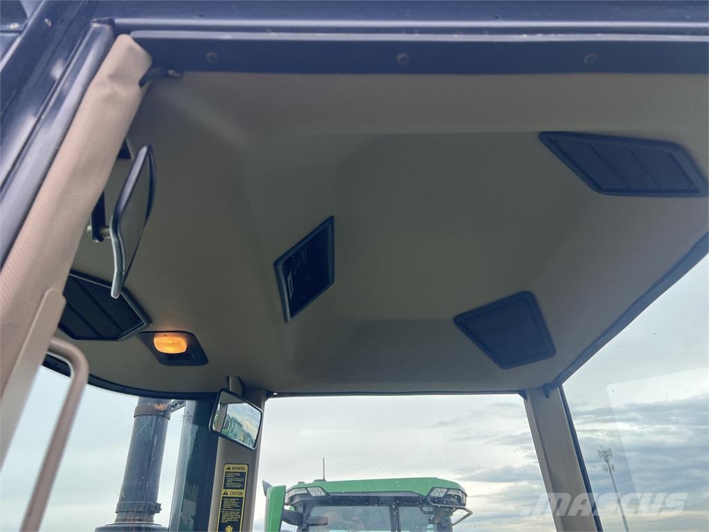 John Deere 8770 Tractors