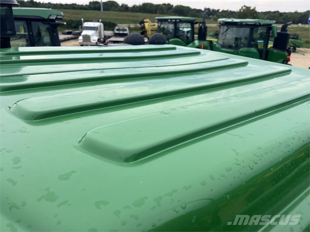 John Deere 8770 Tractors