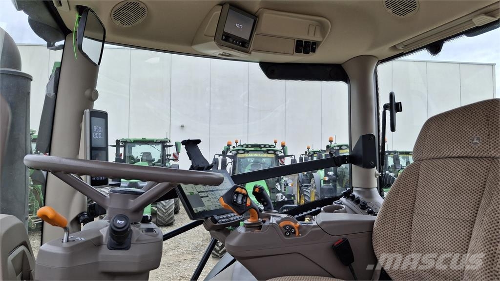 John Deere 8R 340 Трактори