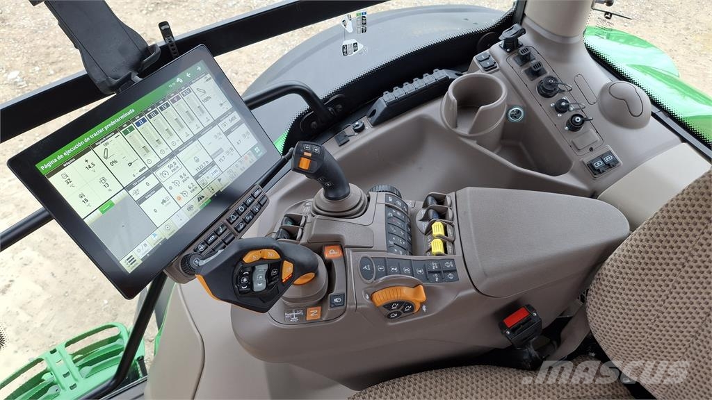 John Deere 8R 340 Трактори