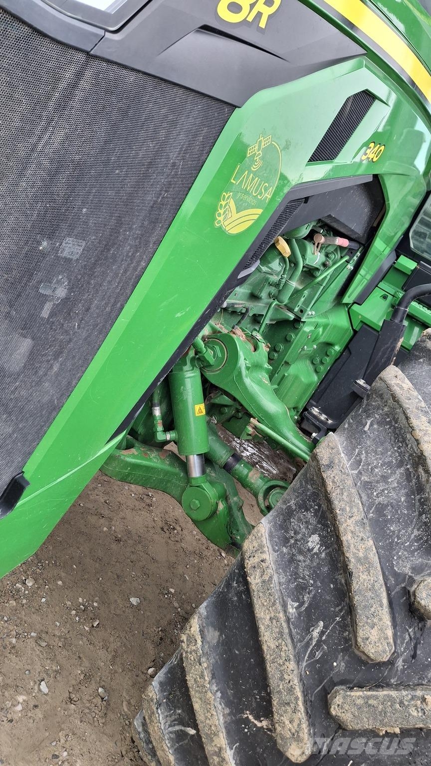 John Deere 8R 340 Трактори