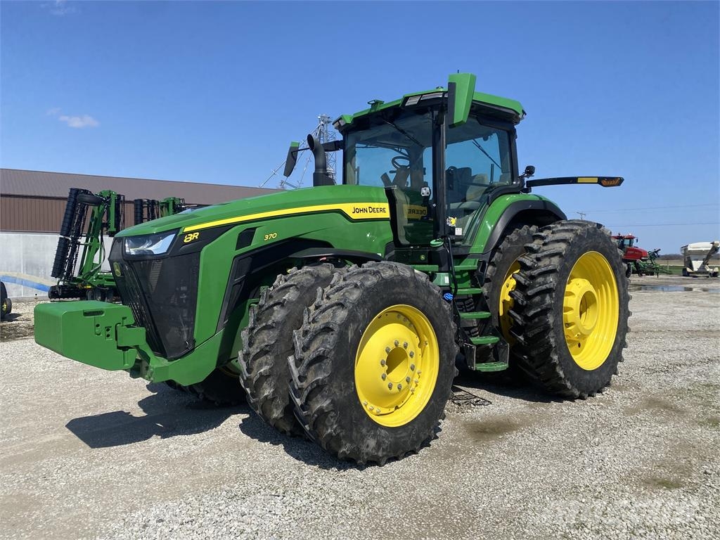 John Deere 8R 370 트랙터
