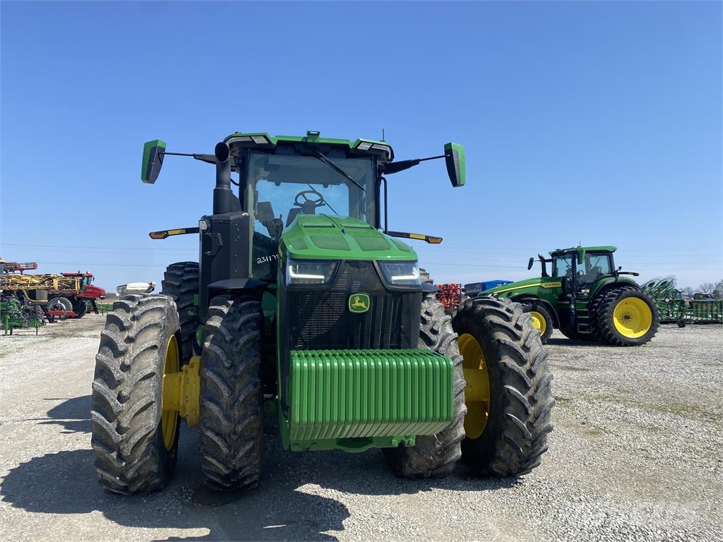 John Deere 8R 370 트랙터
