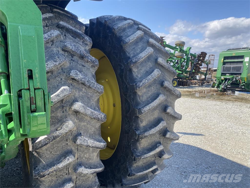 John Deere 8R 370 트랙터