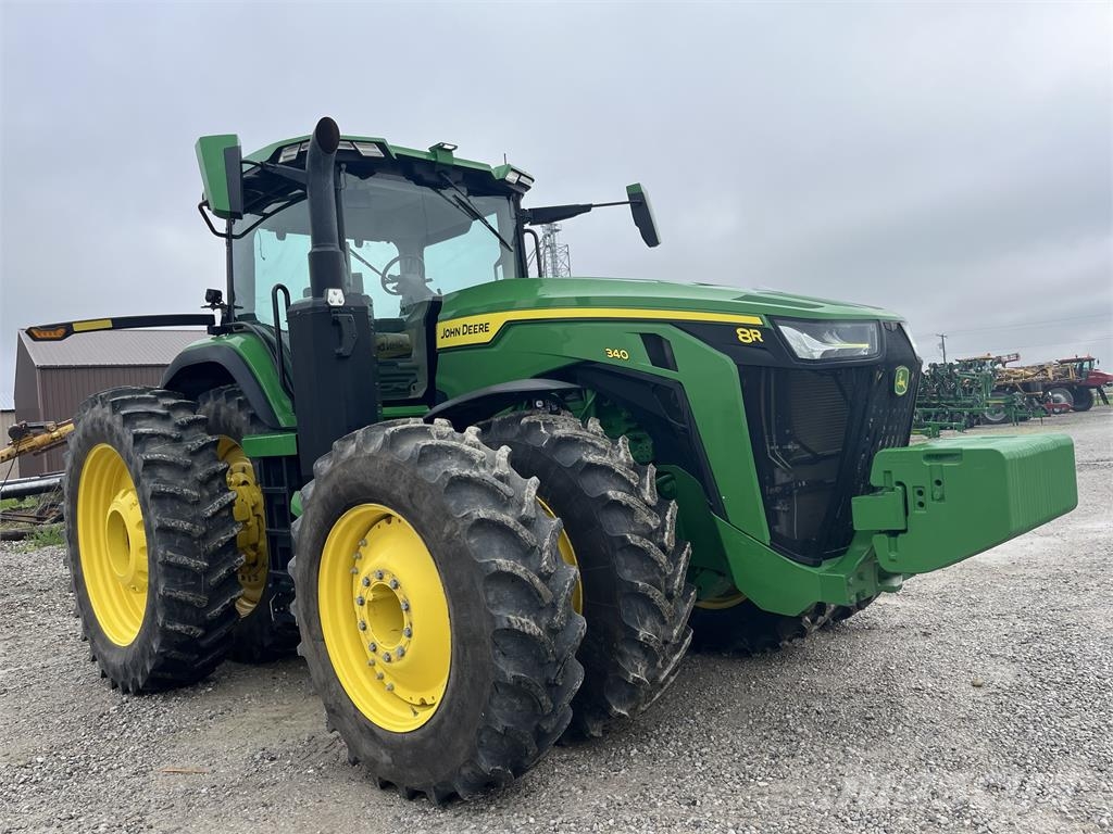 John Deere 8R 340 Трактори