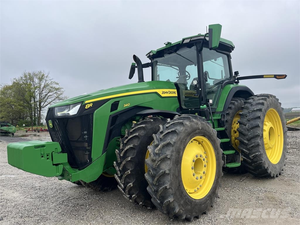 John Deere 8R 340 Трактори